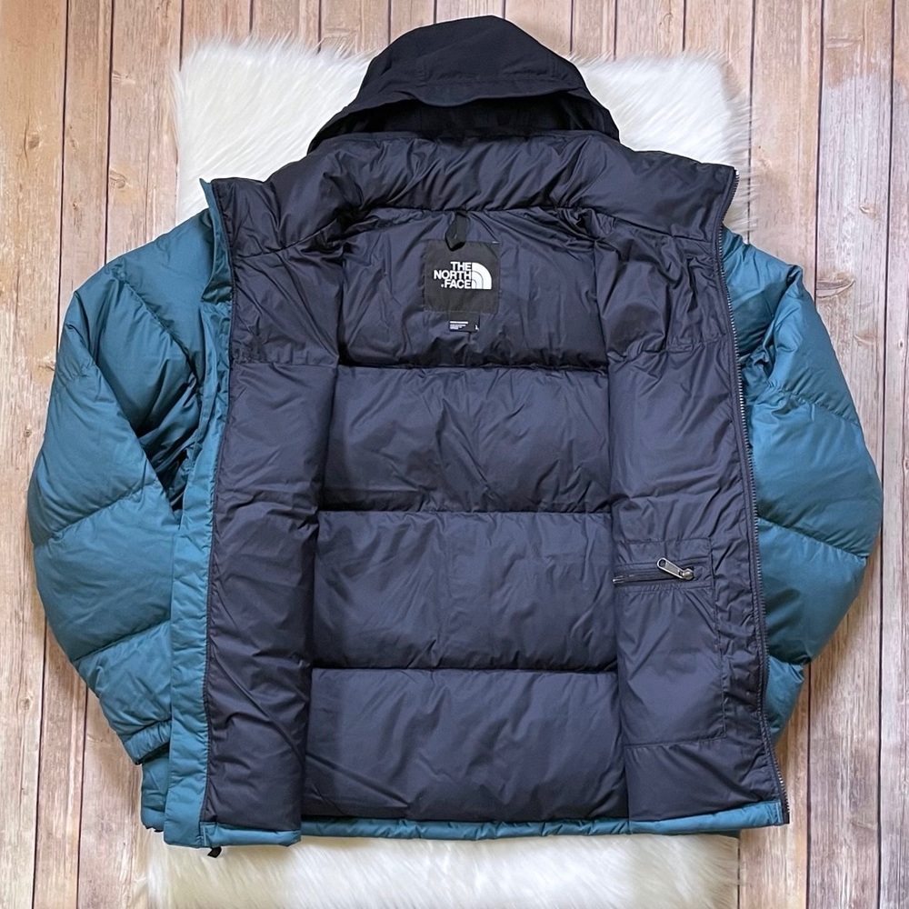 The North Face Men’s Eco Nuptse Jacket In Mallard Blue Aviator Navy - Picture 5 of 9